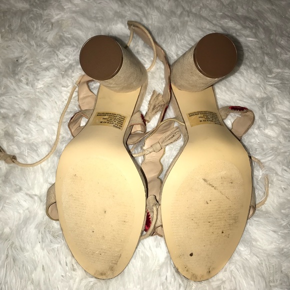 Super Cute Strappy Heels - Picture 4 of 4